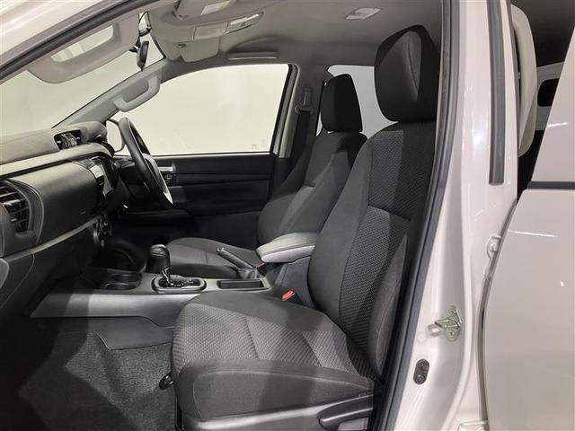 ハイラックス Ｘ　４Ｘ４　助手席エアバッグ　カーテンエアバッグ　エアコン　ＡＢＳ　ナビＴＶ　ＥＴＣ車載器　ミュージックプレイヤー接続可　パワーステアリング　ワンオーナー　パワーウィンドウ　Ｂカメラ　メモリーナビ　ＬＥＤ（6枚目）