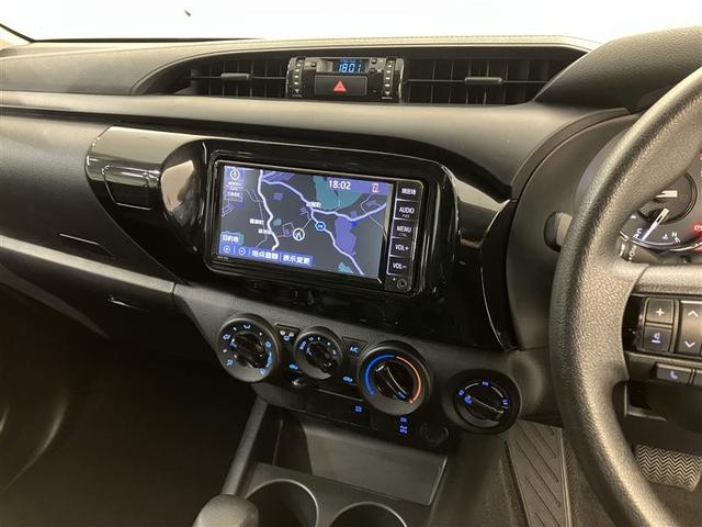 ハイラックス Ｘ　４Ｘ４　助手席エアバッグ　カーテンエアバッグ　エアコン　ＡＢＳ　ナビＴＶ　ＥＴＣ車載器　ミュージックプレイヤー接続可　パワーステアリング　ワンオーナー　パワーウィンドウ　Ｂカメラ　メモリーナビ　ＬＥＤ（18枚目）