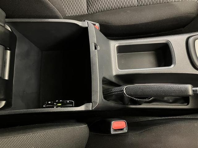 ハイラックス Ｘ　４Ｘ４　助手席エアバッグ　カーテンエアバッグ　エアコン　ＡＢＳ　ナビＴＶ　ＥＴＣ車載器　ミュージックプレイヤー接続可　パワーステアリング　ワンオーナー　パワーウィンドウ　Ｂカメラ　メモリーナビ　ＬＥＤ（23枚目）