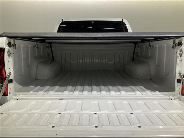 ハイラックス Ｘ　４Ｘ４　助手席エアバッグ　カーテンエアバッグ　エアコン　ＡＢＳ　ナビＴＶ　ＥＴＣ車載器　ミュージックプレイヤー接続可　パワーステアリング　ワンオーナー　パワーウィンドウ　Ｂカメラ　メモリーナビ　ＬＥＤ（36枚目）