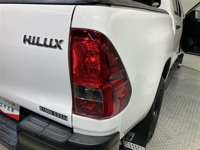 ハイラックス Ｘ　４Ｘ４　助手席エアバッグ　カーテンエアバッグ　エアコン　ＡＢＳ　ナビＴＶ　ＥＴＣ車載器　ミュージックプレイヤー接続可　パワーステアリング　ワンオーナー　パワーウィンドウ　Ｂカメラ　メモリーナビ　ＬＥＤ（37枚目）