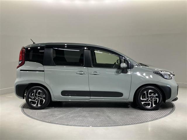 シエンタ Ｇ　１オーナー　クルーズＣ　盗難防止システム　Ｗ電動ドア　ＬＥＤ　バックガイドモニター　フルセグＴＶ　ＡＡＣ　ＥＴＣ車載器　ＰＳ　エアＢ　ＰＷ　キーフリー　ウォークスルー　メモリーナビ　ＡＢＳ（3枚目）