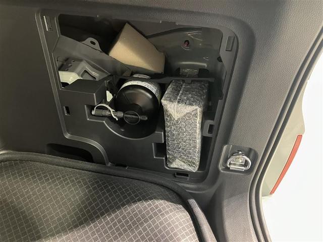 シエンタ Ｇ　１オーナー　クルーズＣ　盗難防止システム　Ｗ電動ドア　ＬＥＤ　バックガイドモニター　フルセグＴＶ　ＡＡＣ　ＥＴＣ車載器　ＰＳ　エアＢ　ＰＷ　キーフリー　ウォークスルー　メモリーナビ　ＡＢＳ（36枚目）