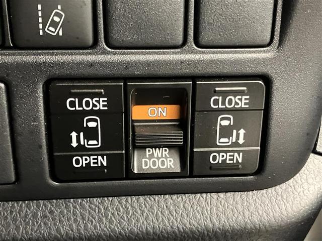 ヴォクシー ＺＳ　煌ＩＩＩ　プリクラッシュ　スマートキ　横滑り防止装置　ナビＴＶ　アルミ　三列シート　ＷＡＣ　オートエアコン　キーレス　ＥＴＣ装備　パワステ　メモリナビ　クルコン　ＬＥＤヘッドライト　ＡＢＳ　ＡＵＸ　１オーナー車（27枚目）