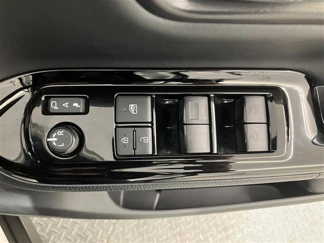 ヴォクシー ＺＳ　煌ＩＩＩ　プリクラッシュ　スマートキ　横滑り防止装置　ナビＴＶ　アルミ　三列シート　ＷＡＣ　オートエアコン　キーレス　ＥＴＣ装備　パワステ　メモリナビ　クルコン　ＬＥＤヘッドライト　ＡＢＳ　ＡＵＸ　１オーナー車（29枚目）