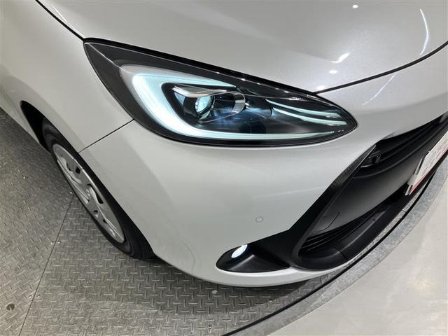 アクア Ｘ　踏み間違い防止　イモビ　ナビ＆ＴＶ　ドライブレコーダー　フルセグ　ＬＥＤヘッドライト　スマートキー　横滑り防止機能　キーレスエントリー　オートクルーズ　オートエアコン　元試乗車　ＥＴＣ　ＡＢＳ（8枚目）