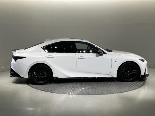 ＩＳ ＩＳ３００　ＦスポーツモードブラックＩＩＩ　ドライブレコーダー　１オーナー　ＬＥＤヘッド　ムーンルーフ　フルセグ　エアコン　クルコン　衝突被害軽減システム　ＤＶＤ再生　セキュリティー　メモリーナビ　パワーシート　ＥＴＣ　キーフリー　スマートキー（3枚目）