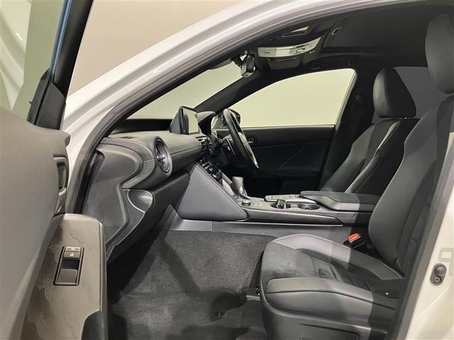 ＩＳ ＩＳ３００　ＦスポーツモードブラックＩＩＩ　ドライブレコーダー　１オーナー　ＬＥＤヘッド　ムーンルーフ　フルセグ　エアコン　クルコン　衝突被害軽減システム　ＤＶＤ再生　セキュリティー　メモリーナビ　パワーシート　ＥＴＣ　キーフリー　スマートキー（6枚目）