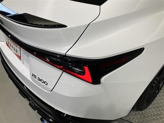 ＩＳ ＩＳ３００　ＦスポーツモードブラックＩＩＩ　ドライブレコーダー　１オーナー　ＬＥＤヘッド　ムーンルーフ　フルセグ　エアコン　クルコン　衝突被害軽減システム　ＤＶＤ再生　セキュリティー　メモリーナビ　パワーシート　ＥＴＣ　キーフリー　スマートキー（35枚目）