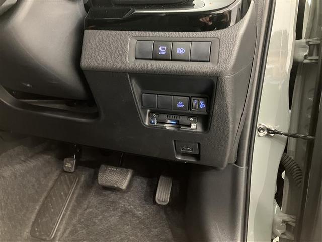 アクア X 踏み間違い防止 100V イモビ ナビ LEDヘッドライト スマートキー 横滑り防止機能 キーレスエントリー オートクルーズ オートエアコン 元試乗車 ETC カーテンエアバッグ DVD再生 ABS(28枚目)