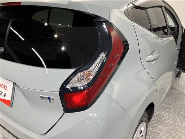 アクア X 踏み間違い防止 100V イモビ ナビ LEDヘッドライト スマートキー 横滑り防止機能 キーレスエントリー オートクルーズ オートエアコン 元試乗車 ETC カーテンエアバッグ DVD再生 ABS(37枚目)