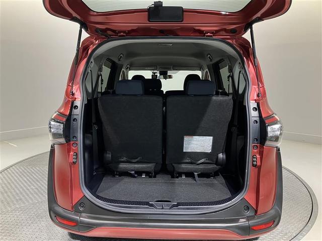 シエンタ G ナビ・TV スマートキープッシュスタート 1オ-ナ- リアカメラ ワンセグテレビ フルオートエアコン パワーウィンド ETC 運転席エアバック パワステ キーフリーシステム ABS 3列 両側自動D(12枚目)