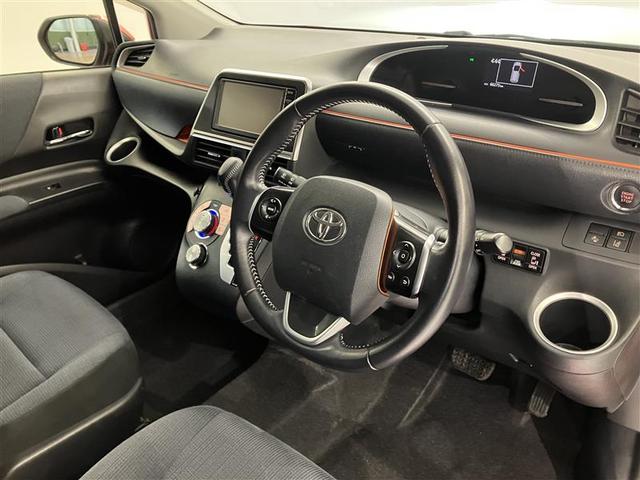 シエンタ G ナビ・TV スマートキープッシュスタート 1オ-ナ- リアカメラ ワンセグテレビ フルオートエアコン パワーウィンド ETC 運転席エアバック パワステ キーフリーシステム ABS 3列 両側自動D(14枚目)