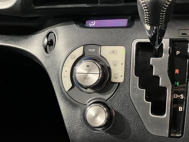 シエンタ G ナビ・TV スマートキープッシュスタート 1オ-ナ- リアカメラ ワンセグテレビ フルオートエアコン パワーウィンド ETC 運転席エアバック パワステ キーフリーシステム ABS 3列 両側自動D(20枚目)