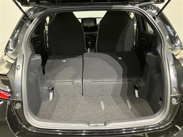 ヤリス ハイブリッドＧ　ＬＥＤライト　フルセグＴＶ　サイドエアバッグ　スマートキ　Ｂモニター　ＥＴＣ車載器　横滑り防止装置　クルコン　パワステ　メモリーナビゲーション　キーフリー　オートエアコン　ナビ＆ＴＶ　ＤＶＤ　ＡＢＳ（31枚目）