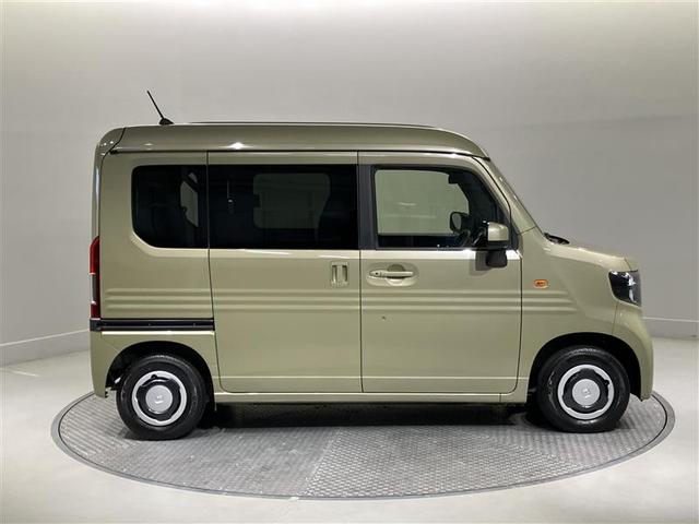 Ｎ－ＶＡＮ＋スタイル ファン　追突軽減ブレーキ　ミュージックプレイヤー接続可　Ｂカメ　キーフリー　ＷＳＲＳ　フルフラットシート　運転席エアバッグ　スマートキー　クルーズコントロール　パワーウィンドー　ＥＴＣ　オートエアコン　ＰＳ（3枚目）