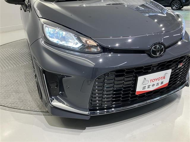 アクア ＧＲスポーツ　スマートキー＆プッシュスタート　ＬＥＤライト　衝突軽減ブレーキ　地デジ　ワンオーナー車　クルコン　メモリナビ　横滑り防止装置　オートエアコン　キーレス　ＥＴＣ　アルミホイール　Ｗエアバッグ　ＡＢＳ（9枚目）