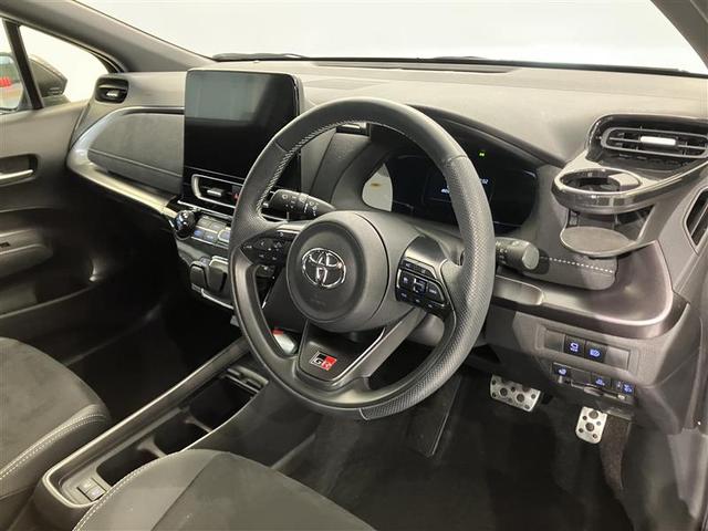 アクア ＧＲスポーツ　スマートキー＆プッシュスタート　ＬＥＤライト　衝突軽減ブレーキ　地デジ　ワンオーナー車　クルコン　メモリナビ　横滑り防止装置　オートエアコン　キーレス　ＥＴＣ　アルミホイール　Ｗエアバッグ　ＡＢＳ（13枚目）