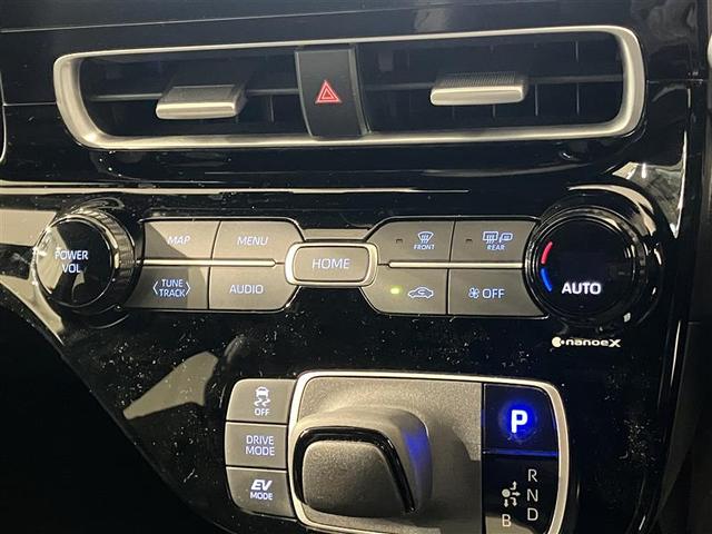 アクア ＧＲスポーツ　スマートキー＆プッシュスタート　ＬＥＤライト　衝突軽減ブレーキ　地デジ　ワンオーナー車　クルコン　メモリナビ　横滑り防止装置　オートエアコン　キーレス　ＥＴＣ　アルミホイール　Ｗエアバッグ　ＡＢＳ（18枚目）