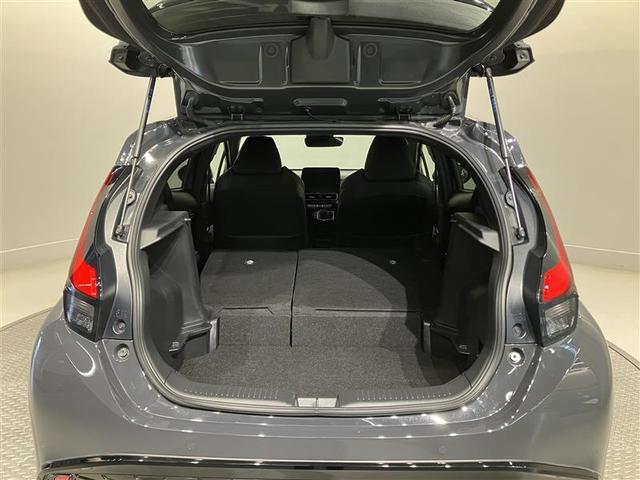 アクア ＧＲスポーツ　スマートキー＆プッシュスタート　ＬＥＤライト　衝突軽減ブレーキ　地デジ　ワンオーナー車　クルコン　メモリナビ　横滑り防止装置　オートエアコン　キーレス　ＥＴＣ　アルミホイール　Ｗエアバッグ　ＡＢＳ（34枚目）