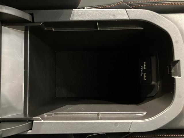 ＲＡＶ４ ハイブリッドアドベンチャー　ＬＥＤヘッドライト　エアバッグ　ＡＢＳ　衝突軽減システム　クルーズコントロール　アルミホイール　横滑り防止　ワンオ－ナ－　キーレス　メモリーナビ　スマートキー　４ＷＤ　ナビ　オートエアコン　リアカメラ（24枚目）