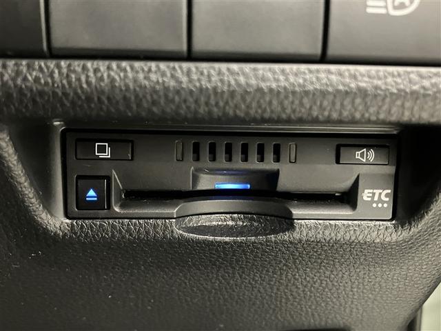 ＲＡＶ４ ハイブリッドアドベンチャー　ＬＥＤヘッドライト　エアバッグ　ＡＢＳ　衝突軽減システム　クルーズコントロール　アルミホイール　横滑り防止　ワンオ－ナ－　キーレス　メモリーナビ　スマートキー　４ＷＤ　ナビ　オートエアコン　リアカメラ（31枚目）