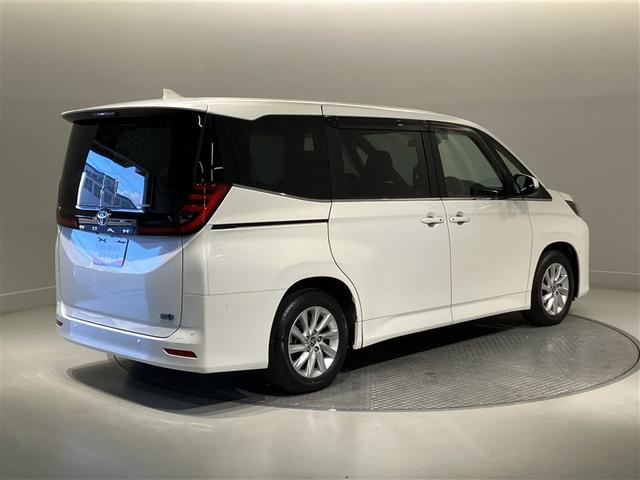 ノア ハイブリッドＺ　バックモニター　スマートキー　ワンオーナー車　両側パワースライドドア　フルセグＴＶ　ナビ＆ＴＶ　ＬＥＤヘッドライト　ＥＴＣ　オートクルーズコントロール　キーレス　ミュージックプレイヤー接続可　プリクラ（4枚目）