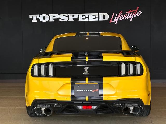 マスタング ５０イヤーズ　エディション　ＧＴ５００　ＳＨＥＬＢＹ　ＳＴＹＬＥ　限定３５０台　トリプルイエロー　ベンチレーション　シートヒーター　バックカメラ　ディスプレイオーディオ　ブラックストライプ　ＥＴＣ　ドライブレコーダー（11枚目）