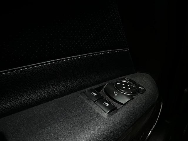 マスタング ５０イヤーズ　エディション　ＧＴ５００　ＳＨＥＬＢＹ　ＳＴＹＬＥ　限定３５０台　トリプルイエロー　ベンチレーション　シートヒーター　バックカメラ　ディスプレイオーディオ　ブラックストライプ　ＥＴＣ　ドライブレコーダー（32枚目）