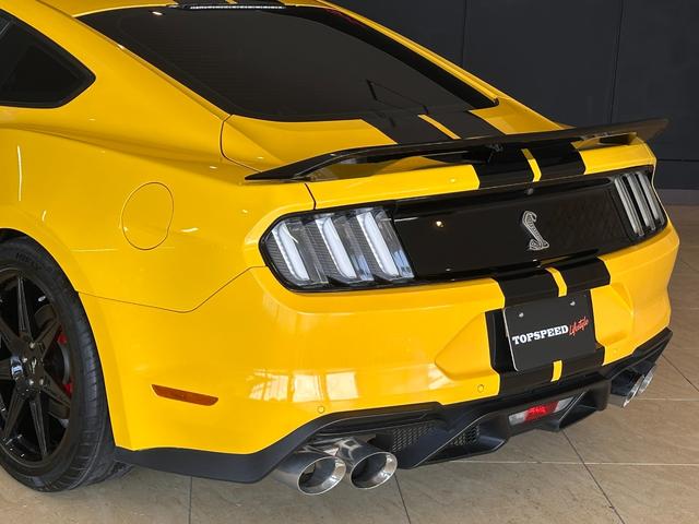 マスタング ５０イヤーズ　エディション　ＧＴ５００　ＳＨＥＬＢＹ　ＳＴＹＬＥ　限定３５０台　トリプルイエロー　ベンチレーション　シートヒーター　バックカメラ　ディスプレイオーディオ　ブラックストライプ　ＥＴＣ　ドライブレコーダー（68枚目）