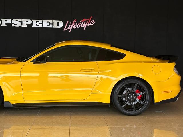 マスタング ５０イヤーズ　エディション　ＧＴ５００　ＳＨＥＬＢＹ　ＳＴＹＬＥ　限定３５０台　トリプルイエロー　ベンチレーション　シートヒーター　バックカメラ　ディスプレイオーディオ　ブラックストライプ　ＥＴＣ　ドライブレコーダー（71枚目）