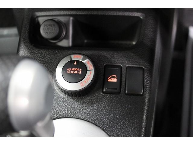 エクストレイル ２０ＧＴ　Ｓ　Ｔ３１後期型ｘ１オーナーｘカブロンシートｘナビＴＶｘバックカメラｘ左サイドカメラｘＥＴＣｘインテリジェントキ－ｘキセノンヘッドライトｘＬＥＤフォグｘＬＥＤナンバー灯ｘ１７ＡＷｘディ－ゼルタ－ボ４ＷＤ（12枚目）
