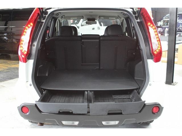 エクストレイル ２０ＧＴ　Ｓ　Ｔ３１後期型ｘ１オーナーｘカブロンシートｘナビＴＶｘバックカメラｘ左サイドカメラｘＥＴＣｘインテリジェントキ－ｘキセノンヘッドライトｘＬＥＤフォグｘＬＥＤナンバー灯ｘ１７ＡＷｘディ－ゼルタ－ボ４ＷＤ（30枚目）