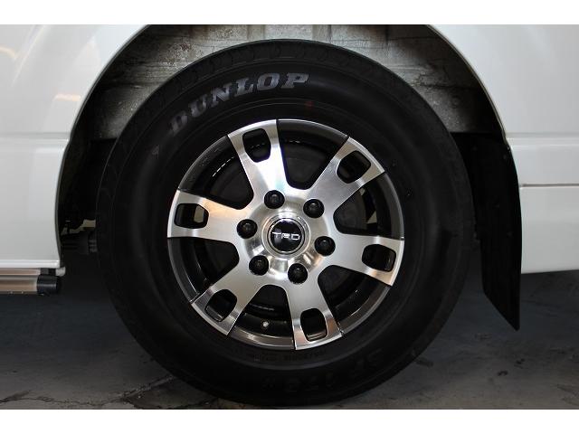 ハイエースバン スーパーGL ダークプライムII 6型x4WDxセ-フティセンスxインテリジェントクリアランスソナーxTRDスポイラーxTRD15AWxアルパイン11インチナビxパノラミックビューモニタxデジタルインナーミラーxハーフレザーx両側電動(70枚目)