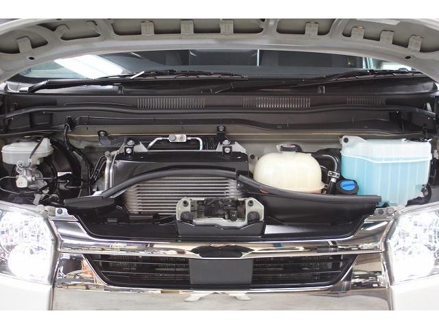 ハイエースバン スーパーGL ダークプライムII 6型x4WDxセ-フティセンスxインテリジェントクリアランスソナーxTRDスポイラーxTRD15AWxアルパイン11インチナビxパノラミックビューモニタxデジタルインナーミラーxハーフレザーx両側電動(71枚目)