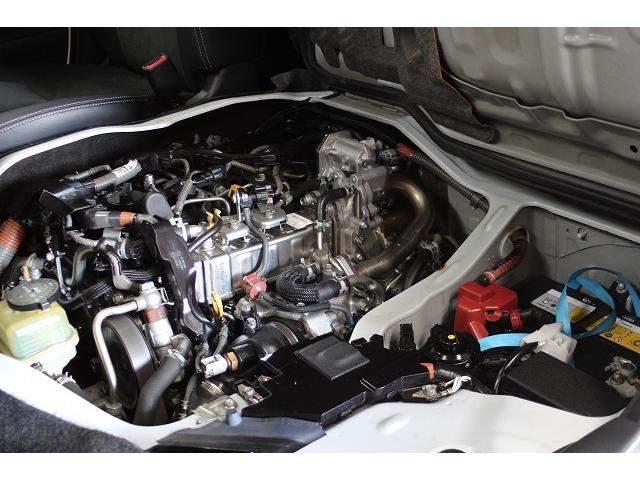 ハイエースバン スーパーGL ダークプライムII 6型x4WDxセ-フティセンスxインテリジェントクリアランスソナーxTRDスポイラーxTRD15AWxアルパイン11インチナビxパノラミックビューモニタxデジタルインナーミラーxハーフレザーx両側電動(72枚目)