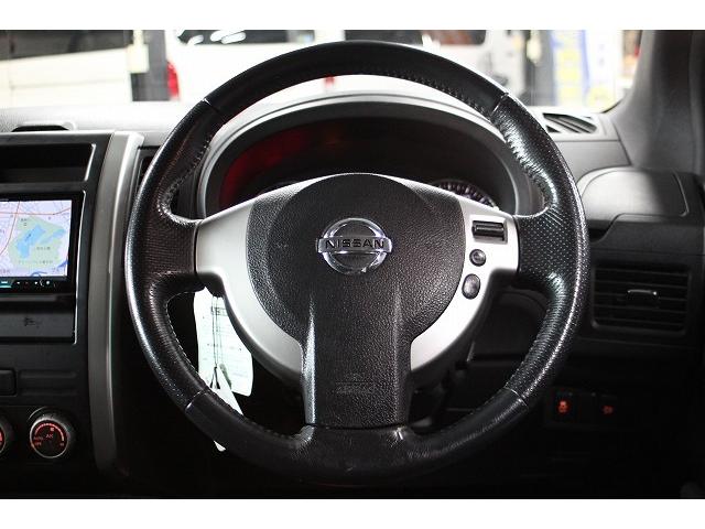 エクストレイル ２０ＧＴ　Ｔ３１後期型ｘ６速マニュアルｘ新品黒革調シートカバーｘナビＴＶｘバックカメラｘＥＴＣｘ純正１８ＡＷｘインテリジェントキーｘキセノンヘッドライトｘ２色切替ＬＥＤフォグｘクルコンｘディーゼルターボｘ４ＷＤ（10枚目）