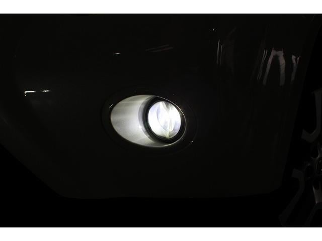 エクストレイル ２０ＧＴ　Ｔ３１後期型ｘ６速マニュアルｘ新品黒革調シートカバーｘナビＴＶｘバックカメラｘＥＴＣｘ純正１８ＡＷｘインテリジェントキーｘキセノンヘッドライトｘ２色切替ＬＥＤフォグｘクルコンｘディーゼルターボｘ４ＷＤ（47枚目）