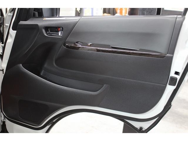 ハイエースバン スーパーＧＬ　ダークプライムＩＩ　７型ｘ４ＷＤｘセ－フティセンスｘインテリジェントクリアランスソナーｘモデリスタエアロｘ純正１５ＡＷｘアルパイン１１インチナビｘパノラミックビューモニタｘデジタルインナーミラーｘハーフレザーｘ両側電動（36枚目）