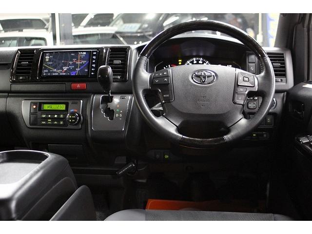ハイエースバン スーパーＧＬ　ダークプライムＩＩ　７型ｘ４ＷＤｘセ－フティセンスｘＴＲＤフロントスポイラーｘマッドフラップｘ１５ＡＷｘインテリジェントクリアランスソナ－ｘ両側電動スライドｘハ－フレザ－ｘ純正ナビＴＶｘパノラミックビュ－モニタ－ｘＥＴＣ（3枚目）