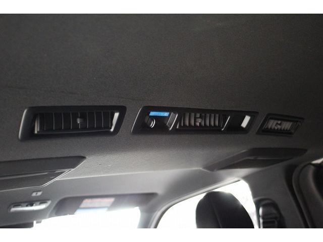 ハイエースバン スーパーＧＬ　ダークプライムＩＩ　７型ｘ４ＷＤｘセ－フティセンスｘＴＲＤフロントスポイラーｘマッドフラップｘ１５ＡＷｘインテリジェントクリアランスソナ－ｘ両側電動スライドｘハ－フレザ－ｘ純正ナビＴＶｘパノラミックビュ－モニタ－ｘＥＴＣ（30枚目）