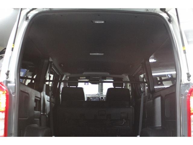 ハイエースバン スーパーＧＬ　ダークプライムＩＩ　７型ｘ４ＷＤｘセ－フティセンスｘＴＲＤフロントスポイラーｘマッドフラップｘ１５ＡＷｘインテリジェントクリアランスソナ－ｘ両側電動スライドｘハ－フレザ－ｘ純正ナビＴＶｘパノラミックビュ－モニタ－ｘＥＴＣ（40枚目）
