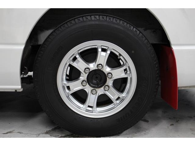 ハイエースバン スーパーＧＬ　ダークプライムＩＩ　７型ｘ４ＷＤｘセ－フティセンスｘＴＲＤフロントスポイラーｘマッドフラップｘ１５ＡＷｘインテリジェントクリアランスソナ－ｘ両側電動スライドｘハ－フレザ－ｘ純正ナビＴＶｘパノラミックビュ－モニタ－ｘＥＴＣ（66枚目）