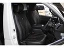 FLEX製、黒革調シートカバー装備です!画像は運転席です。