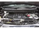 エンジンルームもご覧の通り綺麗です。納車前には日産ディーラーにてしっかり点検後お渡しいたしますので安心してお乗り出ししていただけます。バッテリーも新品を取り付け致します!