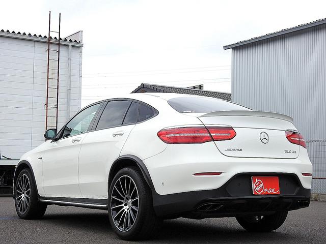 ＧＬＣ ＧＬＣ４３　４マチックＡＭＧレザエクスクルシブパケジ　ワンオーナー　ガラススライディングルーフ　ブルメスタサラウンド　レーダーセーフティパッケージ　ヘッドアップディスプレイ　キーレスゴー　ステアリングパイロット　パークトロニック　３６０°カメラシステム（5枚目）