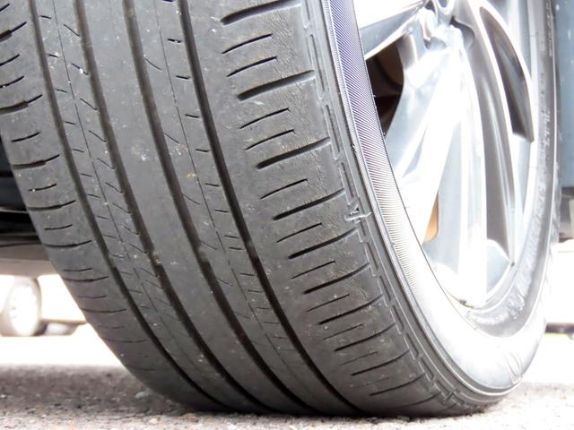 ヴォクシー ハイブリッドＳ－Ｚ　衝突軽減ブレーキ　ＬＤＡ　ＢＳＭ　ＡＣＣ　クリアランスソナー　ナビ（Ｔコネクト再登録でＲ１１年２月まで地図使用可）　Ｂｌｕｅｔｏｏｔｈ　バックカメラ　ハーフレザー　両パワスラ　パワーバック　１オーナー（16枚目）