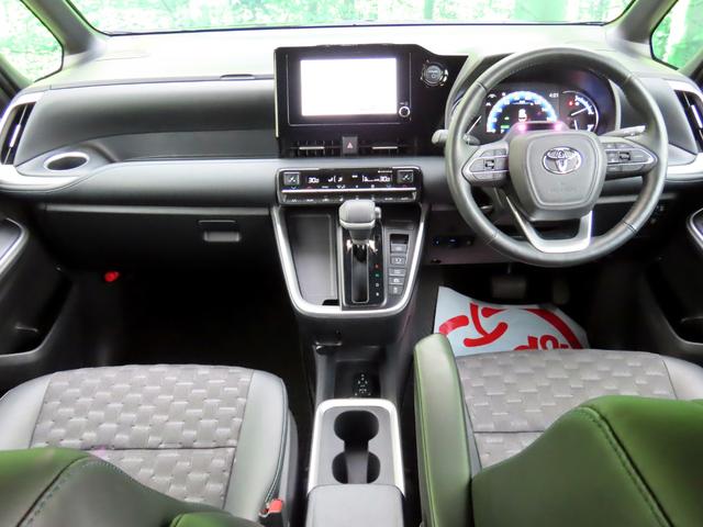 ヴォクシー ハイブリッドＳ－Ｚ　衝突軽減ブレーキ　ＬＤＡ　ＢＳＭ　ＡＣＣ　クリアランスソナー　ナビ（Ｔコネクト再登録でＲ１１年２月まで地図使用可）　Ｂｌｕｅｔｏｏｔｈ　バックカメラ　ハーフレザー　両パワスラ　パワーバック　１オーナー（17枚目）