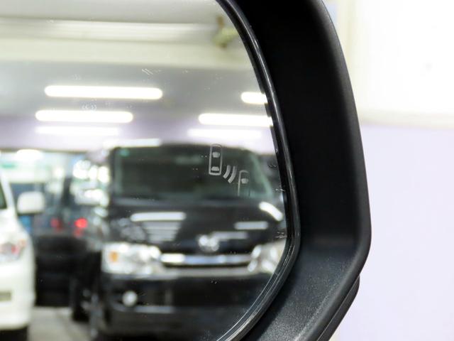 ヴォクシー ハイブリッドＳ－Ｚ　衝突軽減ブレーキ　ＬＤＡ　ＢＳＭ　ＡＣＣ　クリアランスソナー　ナビ（Ｔコネクト再登録でＲ１１年２月まで地図使用可）　Ｂｌｕｅｔｏｏｔｈ　バックカメラ　ハーフレザー　両パワスラ　パワーバック　１オーナー（31枚目）