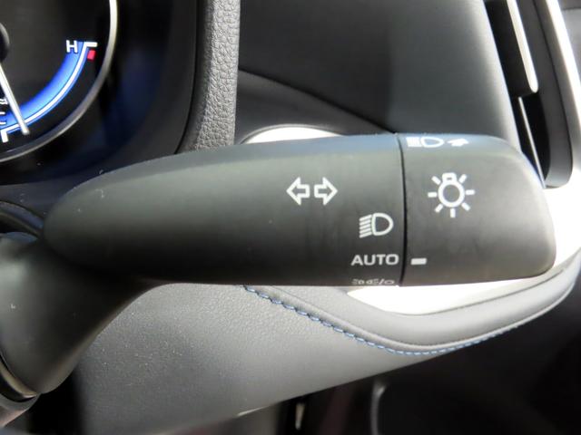 ヴォクシー ハイブリッドＳ－Ｚ　衝突軽減ブレーキ　ＬＤＡ　ＢＳＭ　ＡＣＣ　クリアランスソナー　ナビ（Ｔコネクト再登録でＲ１１年２月まで地図使用可）　Ｂｌｕｅｔｏｏｔｈ　バックカメラ　ハーフレザー　両パワスラ　パワーバック　１オーナー（51枚目）